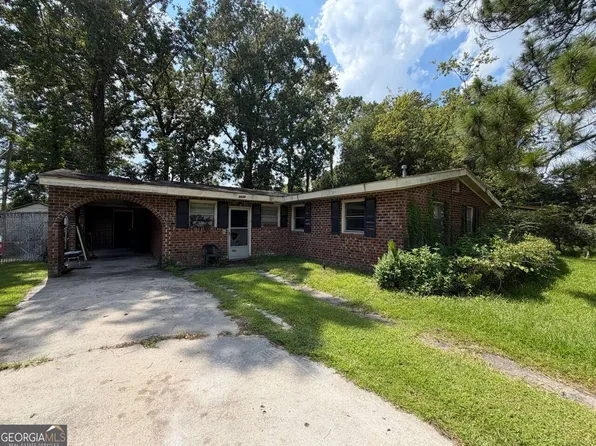 1413 Cathy St, Savannah, GA 31415