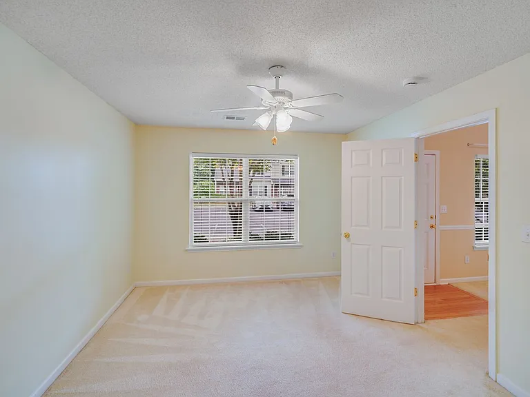 15021 Deshler Ct — Photo 23