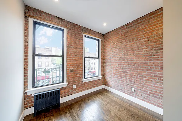 Rented by Douglas Elliman | media 32