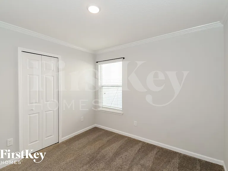 12004 Heyler St — Photo 12