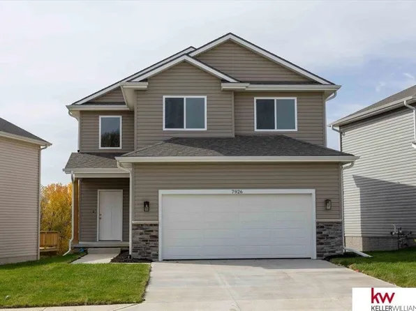 7917 N 94th St, Omaha, NE 68122