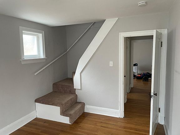 2nd image of 5634 Nottingham Ave