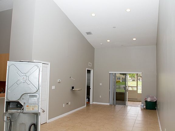 2nd image of 3389 NE 11th Dr
