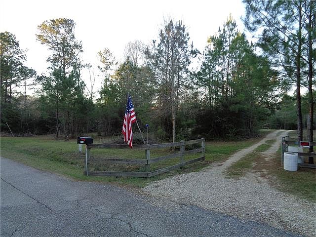 2nd image of 214 Stonehill Rd