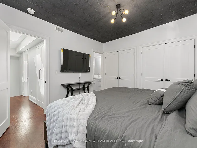 18 Draper St — Photo 24