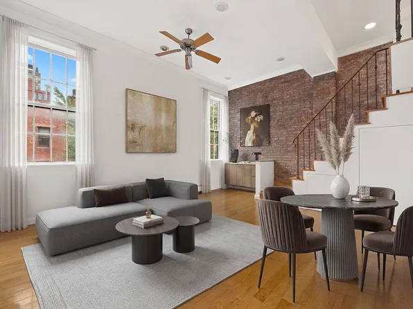 100 W 15th St APT 4A, New York, NY 10011