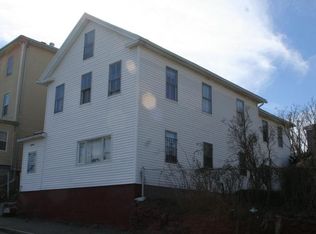 18 Penn Ave, Worcester, MA 01604