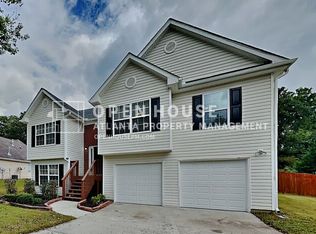 450 Aristocrat Dr SW, Loganville, GA 30052
