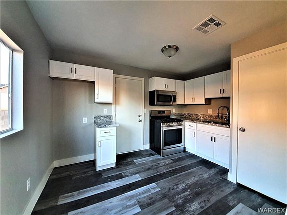 4th image of 2428 Wallapai Ave