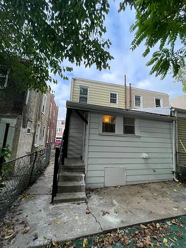 1127 Walnut St Photo 1