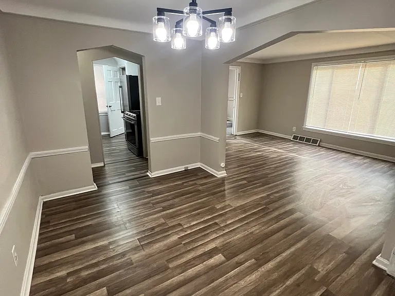3225 Washington Blvd #1 — Photo 9