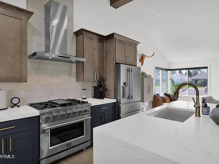 7629 N Via De Los Ninos — Photo 10