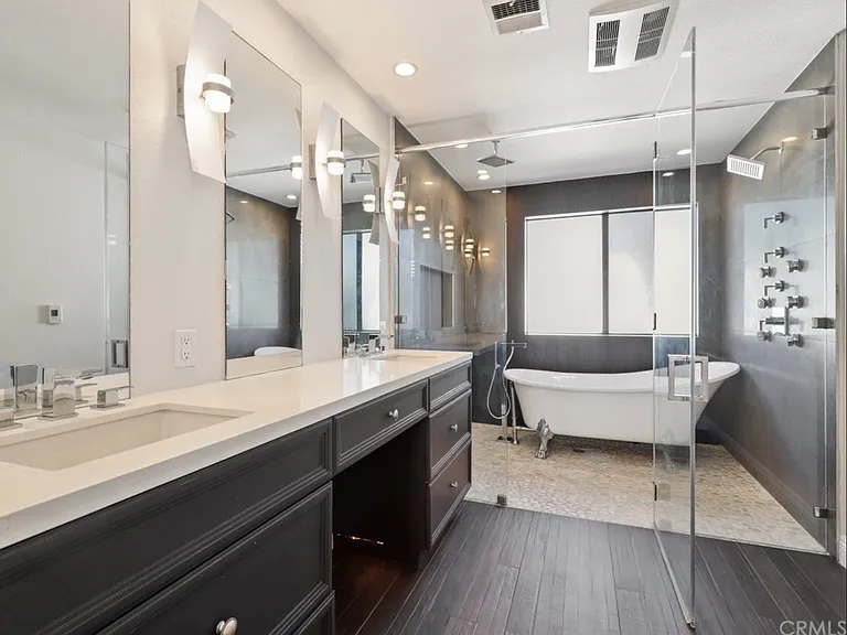 5323 Coldwater Canyon Ave #A — Photo 13