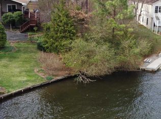 605 Lakeview Pkwy, Locust Grove, VA 22508