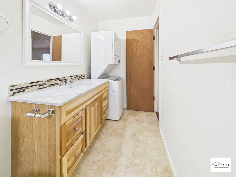 302 Artist Rd — Photo 17