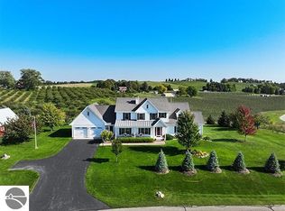 16182 Hill Rise Rd, Traverse City, MI 49686