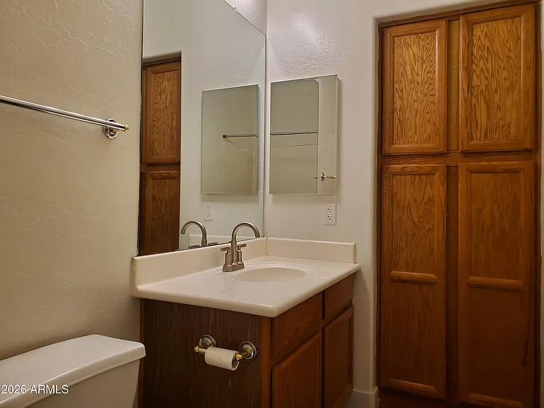 2430 E Darrel Rd — Photo 49