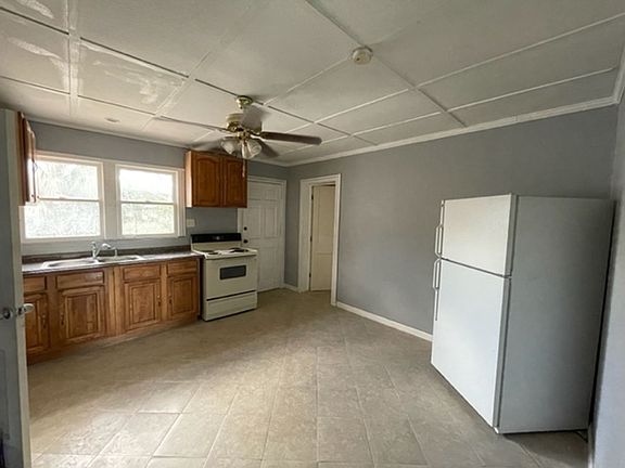 2nd image of 110 W Orange Ave #2