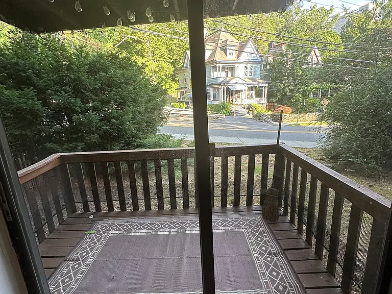 37 Odell Ave #2C — Photo 5