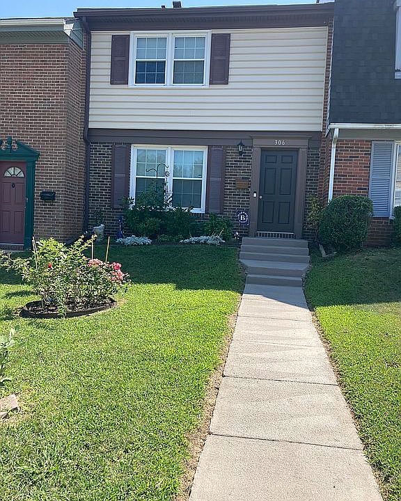 1st image of 306 Garfield Ct