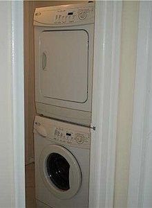 5th image of 120 NE 1st Ave APT 6