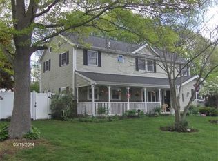 121 Lester Rd, Brockton, MA 02302