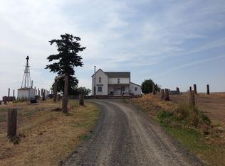 40001 Hansen Harbor Rd N, Wilbur, WA 99185