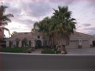 1st image of 815 Quail Hollow Dr