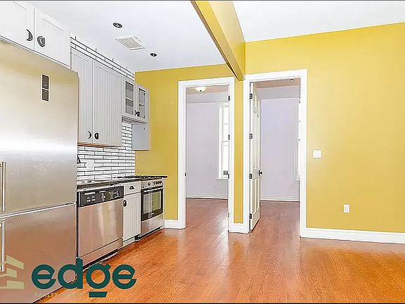 3rd image of 236 Meserole St #1L