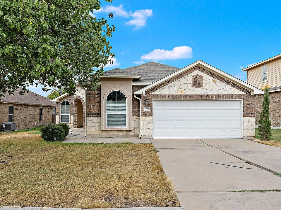 1003 Herrera Ct
