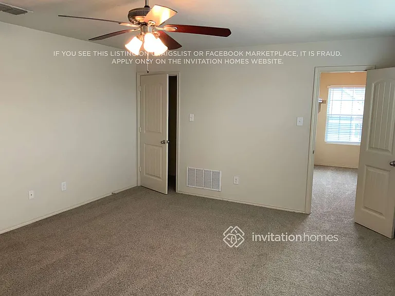 2820 Englefield Grn — Photo 11