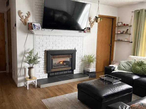 44 Alpine Pl #302, Saint Albert, AB T8N 3Y2