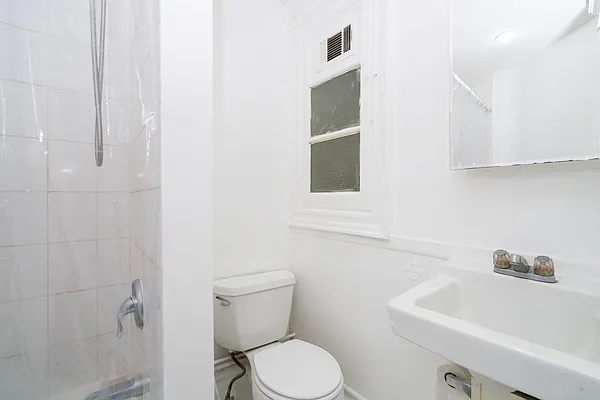 Rented by SCOUTBK.COM | media 16