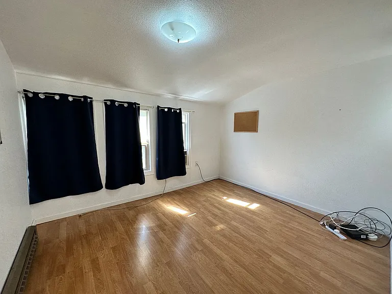 304 S Anderson St — Photo 12