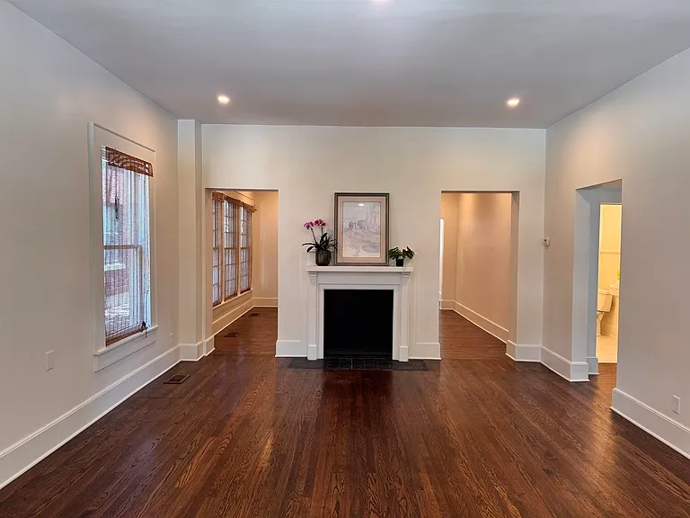 264 N McNeil St — Photo 3