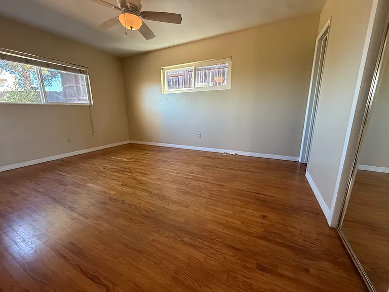5438 Mary Lane Dr — Photo 42