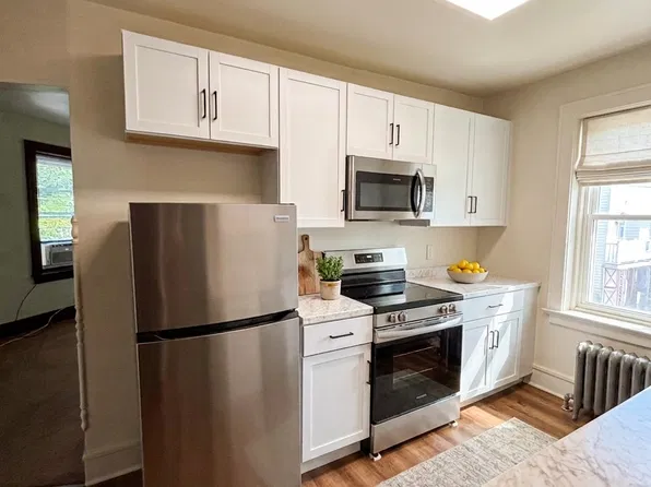 17 Franklin Ave APT D, Souderton, PA 18964