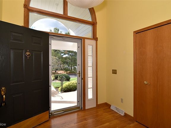 4th image of 138 Bay Hill Dr