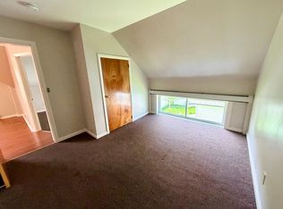 117 Park St, Morrisville, VT 05661