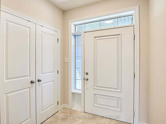 2nd image of 384 Huntsville Dr