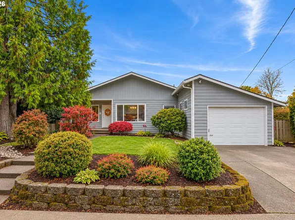 4927 NE Campaign St, Portland, OR 97218