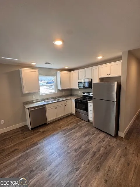 3 bed, 2.0 bath, 1200 sqft, $1,500 — Photo 4