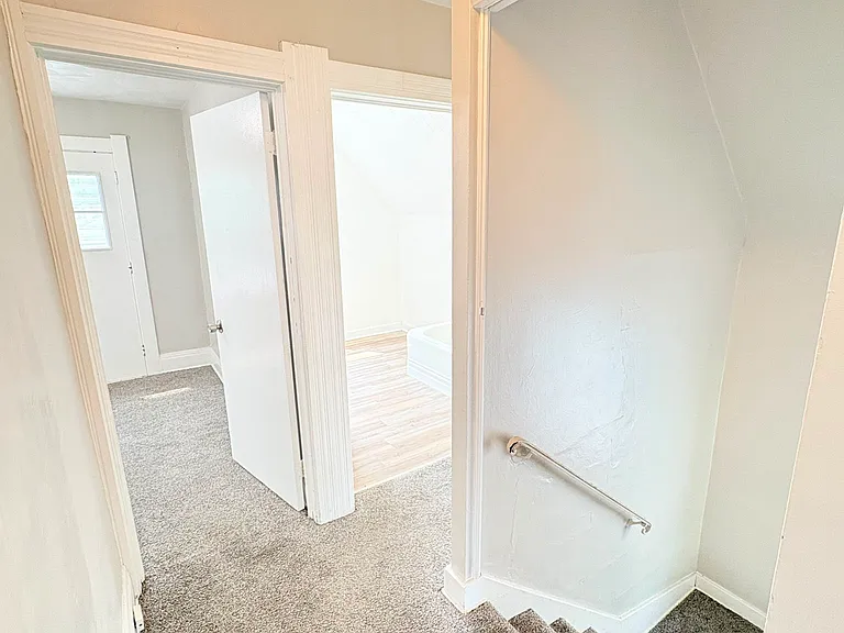 716 Clark St — Photo 18