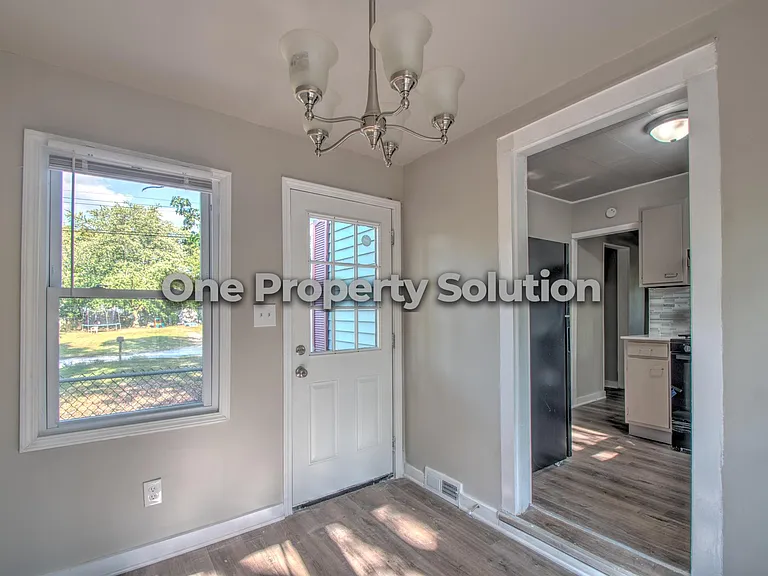 3753 Englehart St — Photo 17