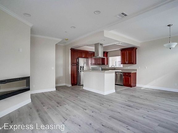 5th image of 501 N Marlborough Ave Unit 1