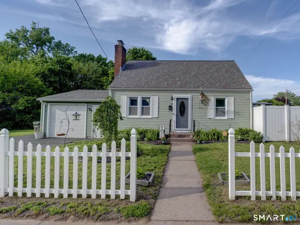 839 Center Street, Manchester, CT 06040