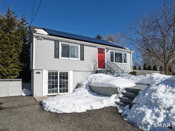 34 Hurd Bridge Road, Clinton, CT 06413