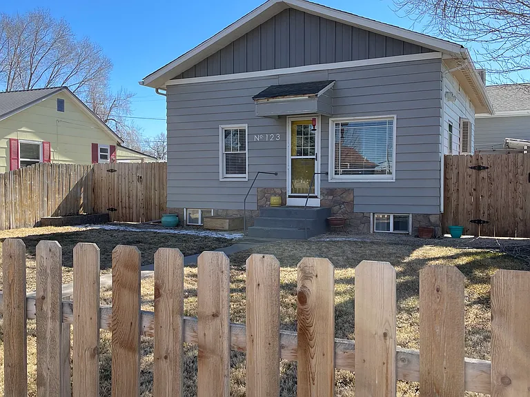 123 Teller Ave — Photo 1