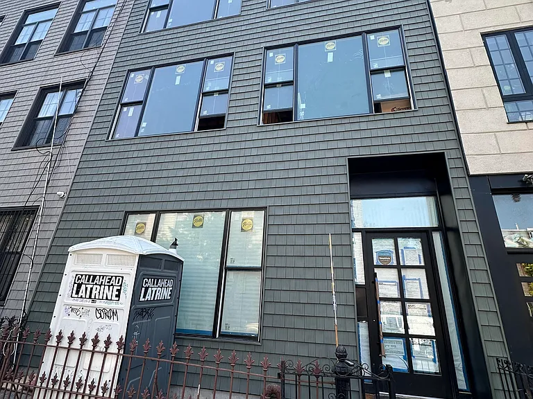 12 Locust St #2R — Photo 9