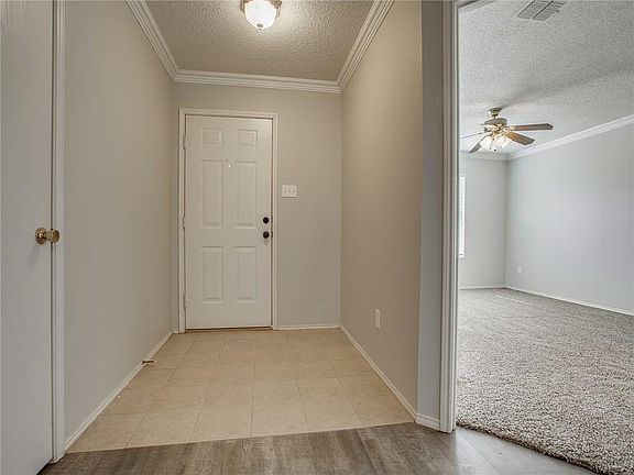 3rd image of 1532 Glenwick Dr